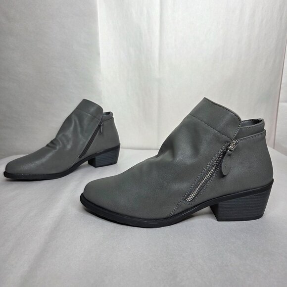 NWOT Easy Street Women's Gusto Comfort Gray Booties - Picture 1 of 7